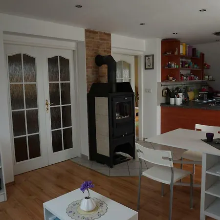 Apartment Novoveskeho 322